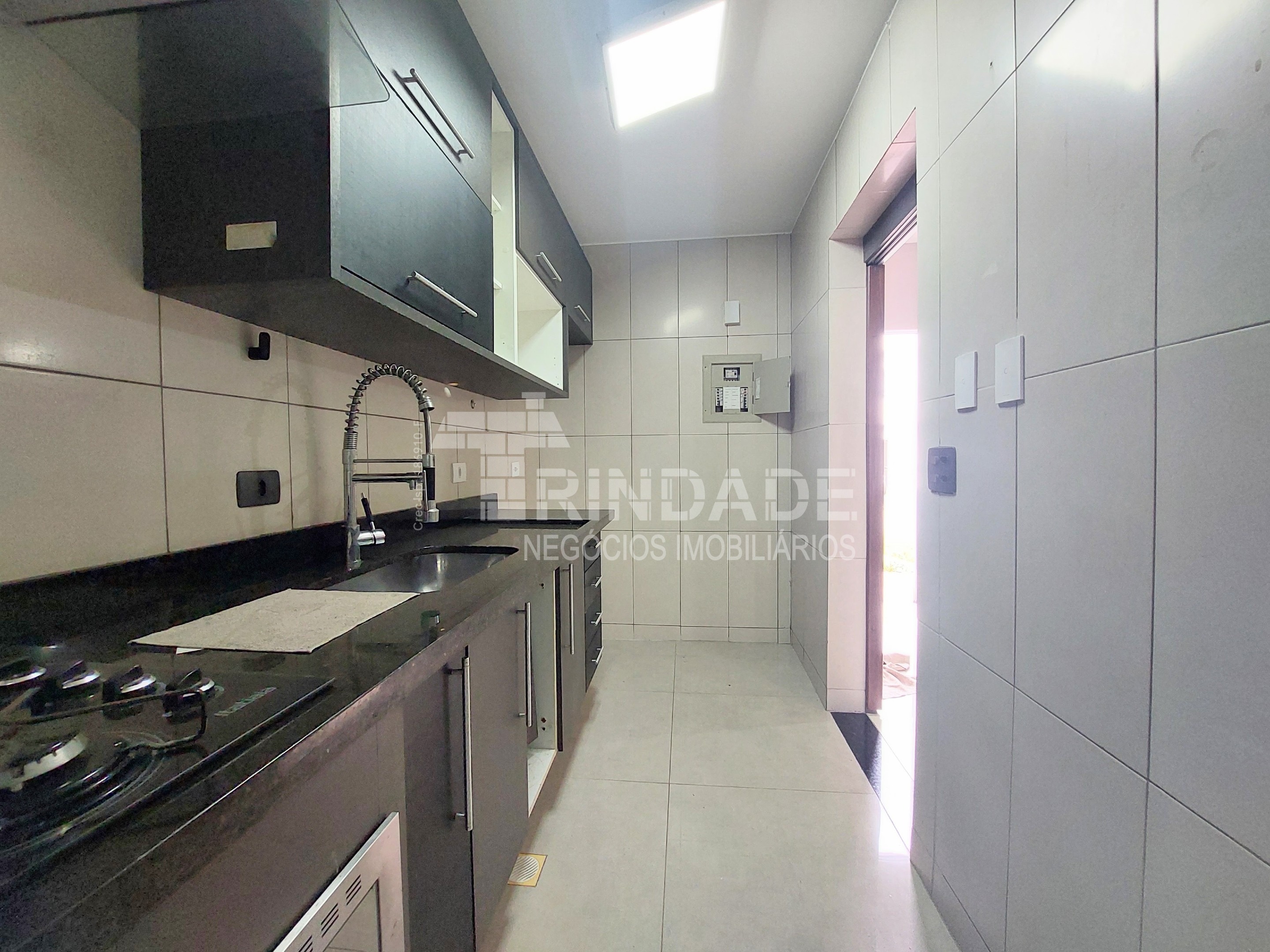Casa com 2 suítes em Condomínio, foto 9 de 50