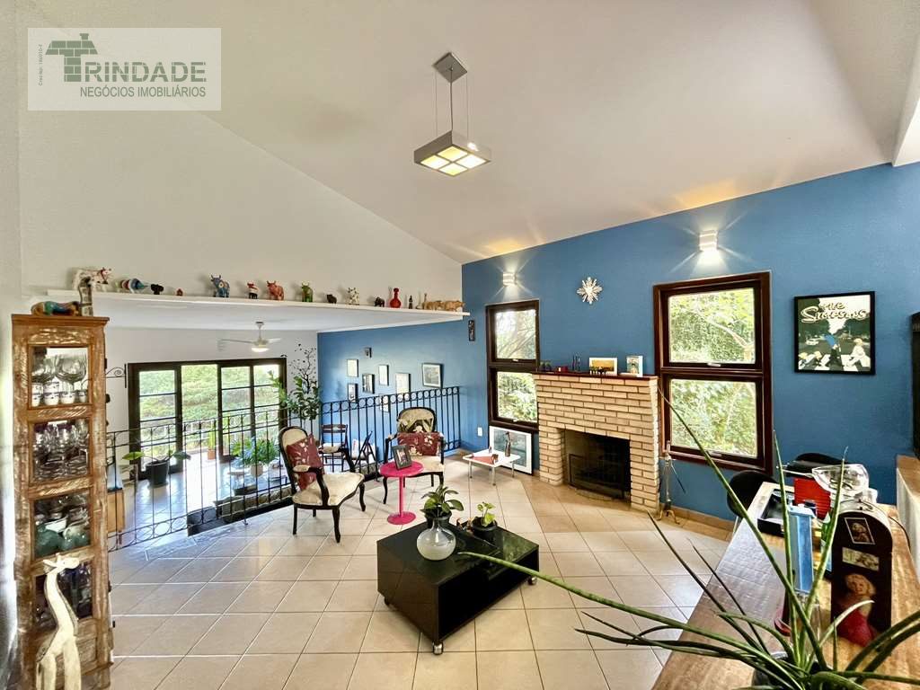 Casa com 4 dormitórios / 2 suíte na Granja Viana, foto 21 de 53