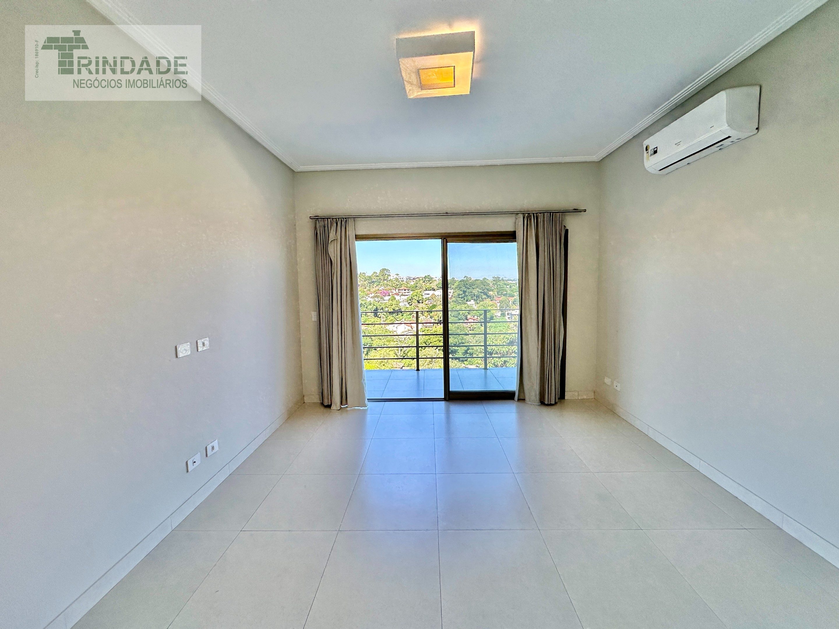 Casa impecável com 3 suítes, área gourmet, escritório e linda vista na Granja Viana, foto 38 de 56