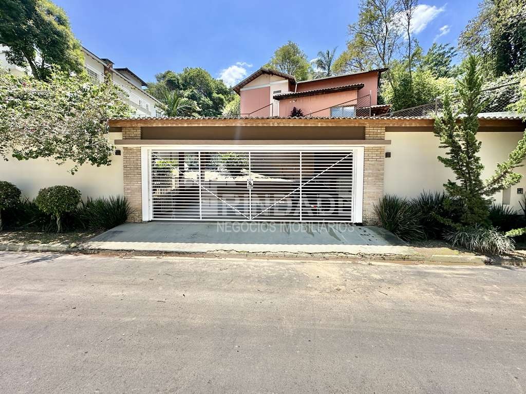 Casa impecável com 4 dormitórios / 3 suítes na Granja Viana, foto 7 de 53