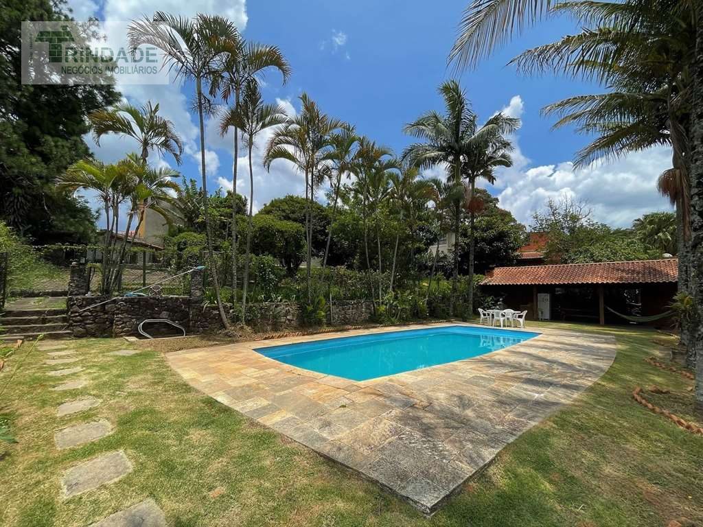 Casa confortável com 6 dormitórios / 1 suíte na Granja Viana, foto 38 de 48