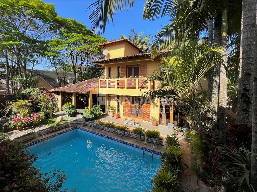 Casa com 4 dormitórios na Granja Viana, foto 4 de 38