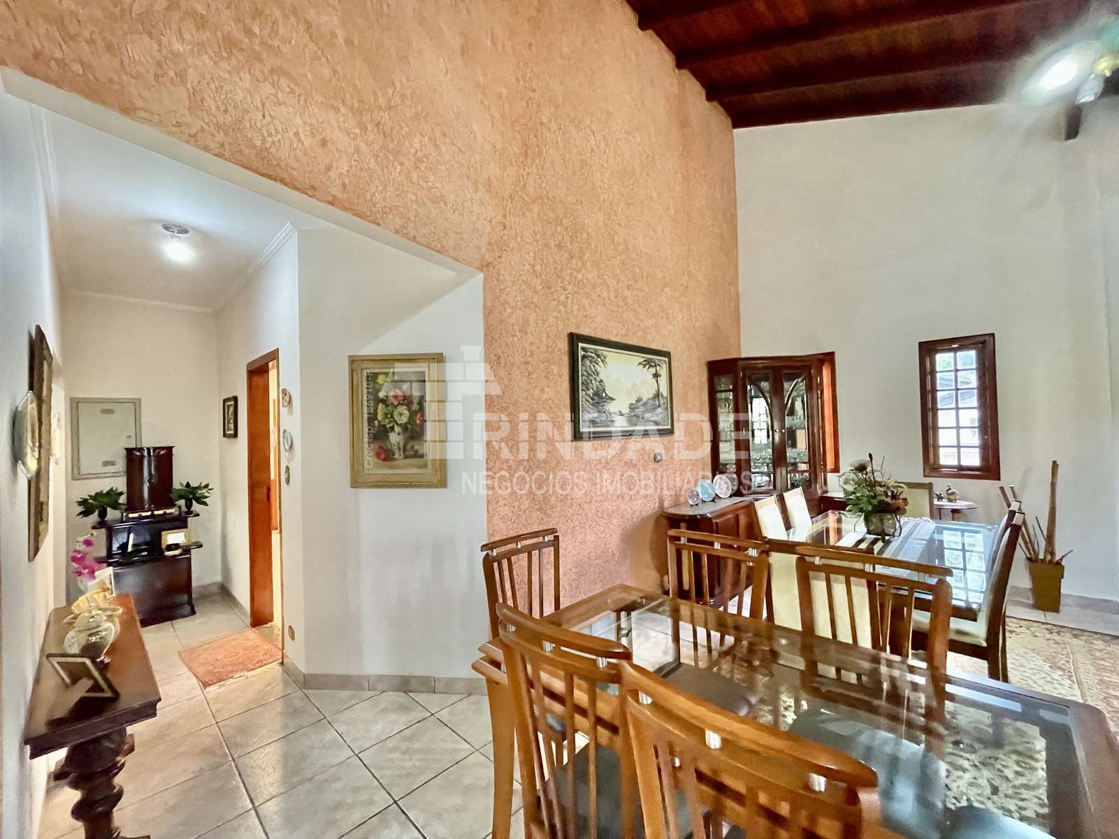 Casa térrea com 3 suítes na Granja Viana, foto 38 de 48