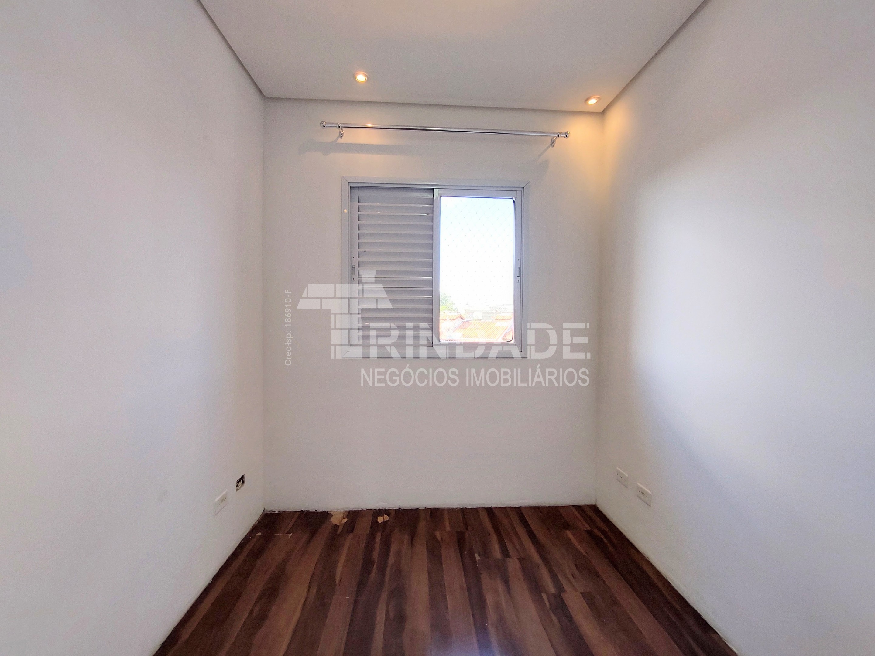 Linda Casa com 3 dormitórios / 1 suíte na Granja Viana, foto 23 de 48