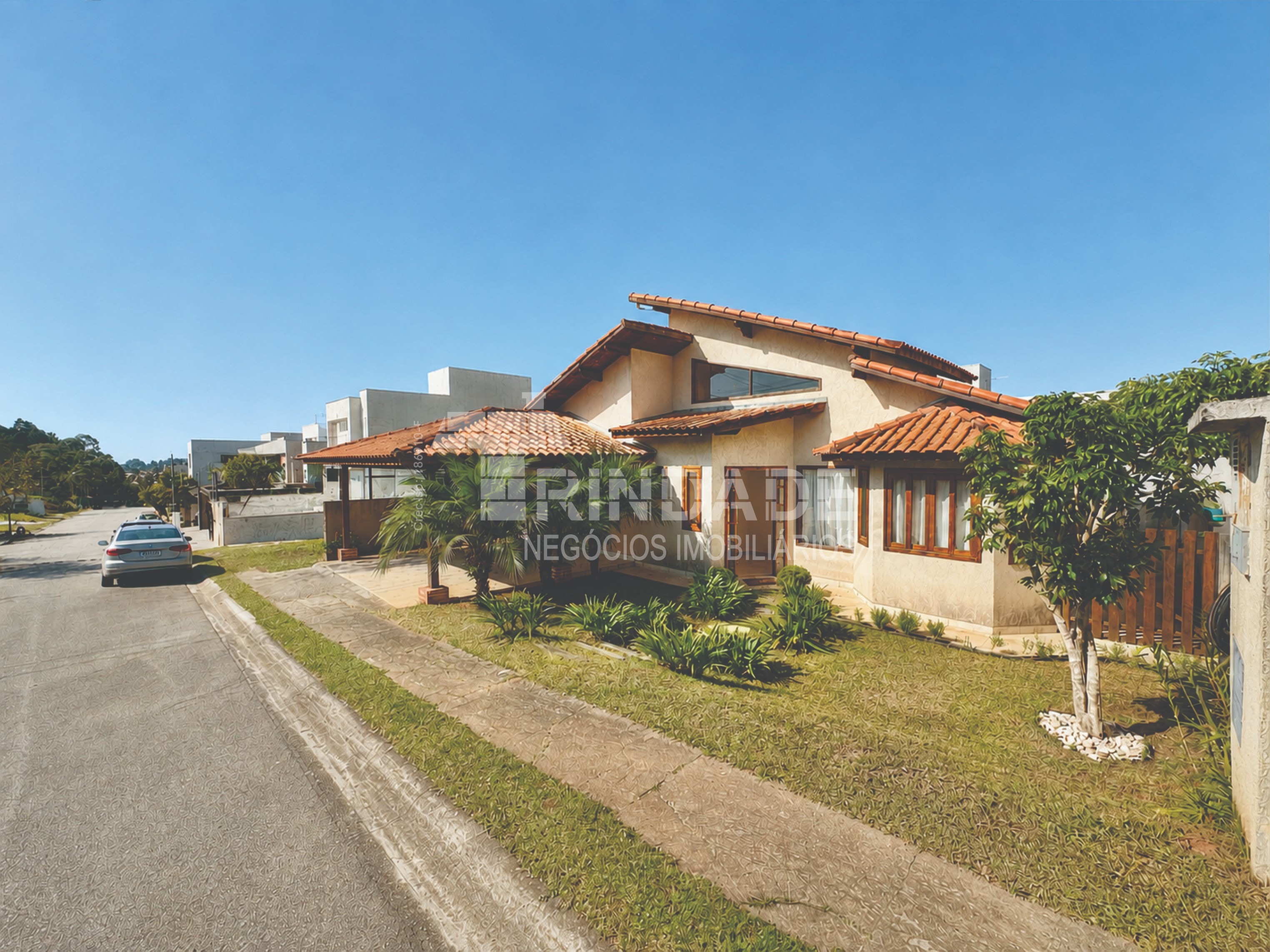Casa Térrea Impecável com 3 dormitórios / 1 suíte, foto 2 de 47