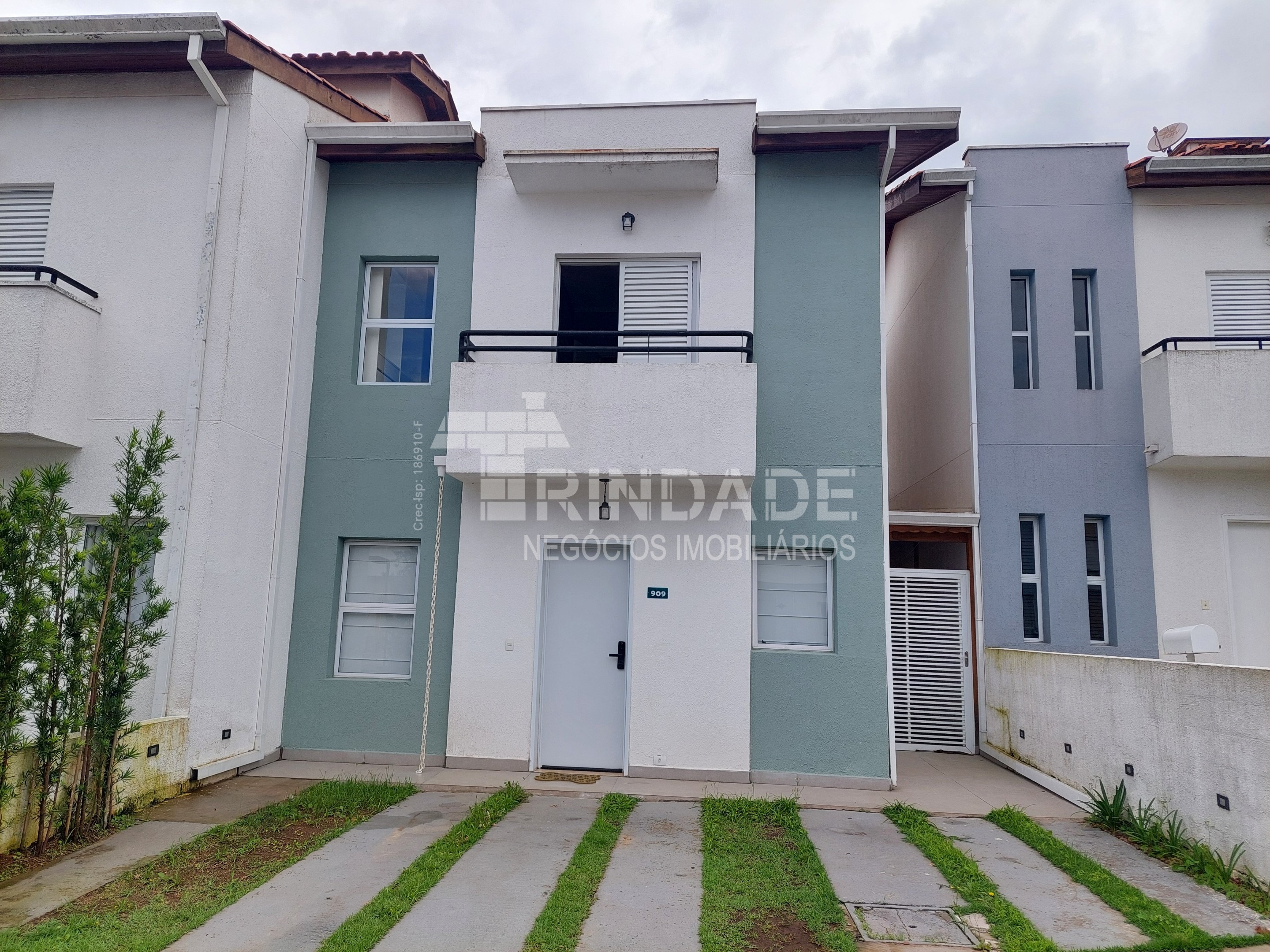 Casa com 3 dormitórios / 1 suíte, 124,35 m², em um condomínio clube, foto 1 de 59