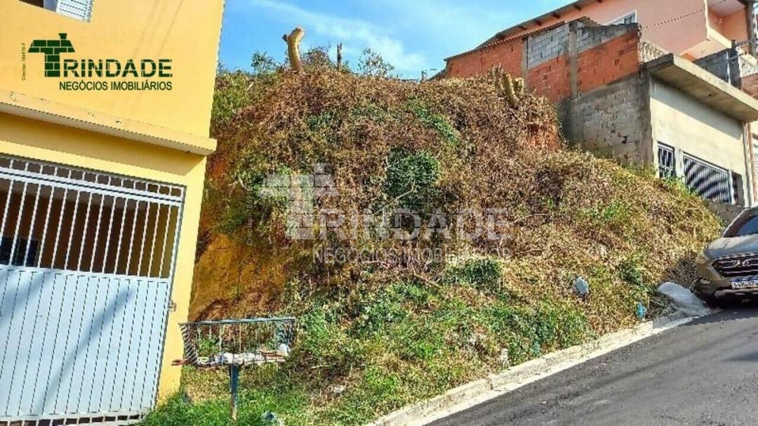 Terreno de 165 m², foto 3 de 4