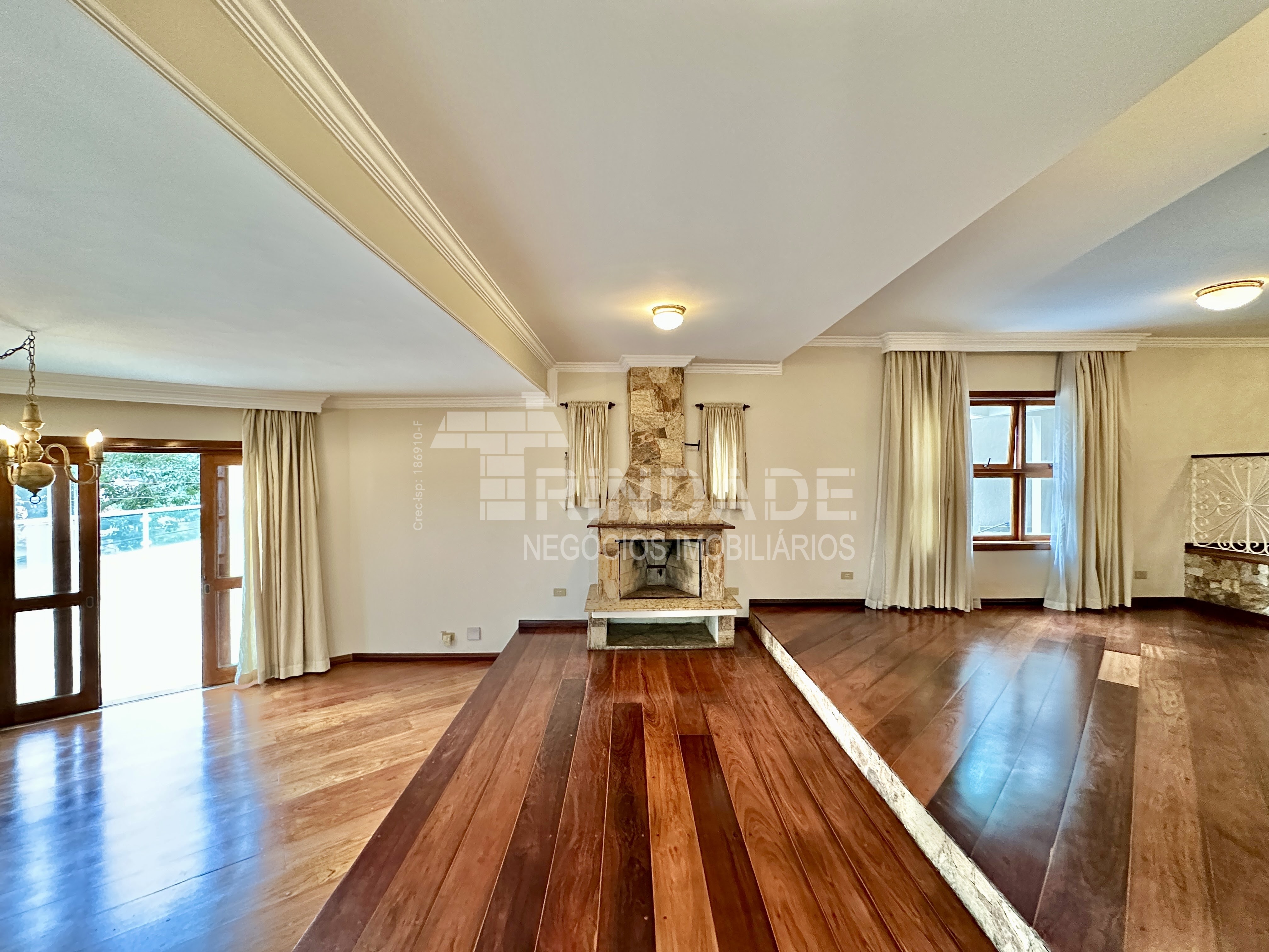 Casa com 4 dormitórios / 2 suítes / piscina por 1.600.000,00, foto 27 de 65