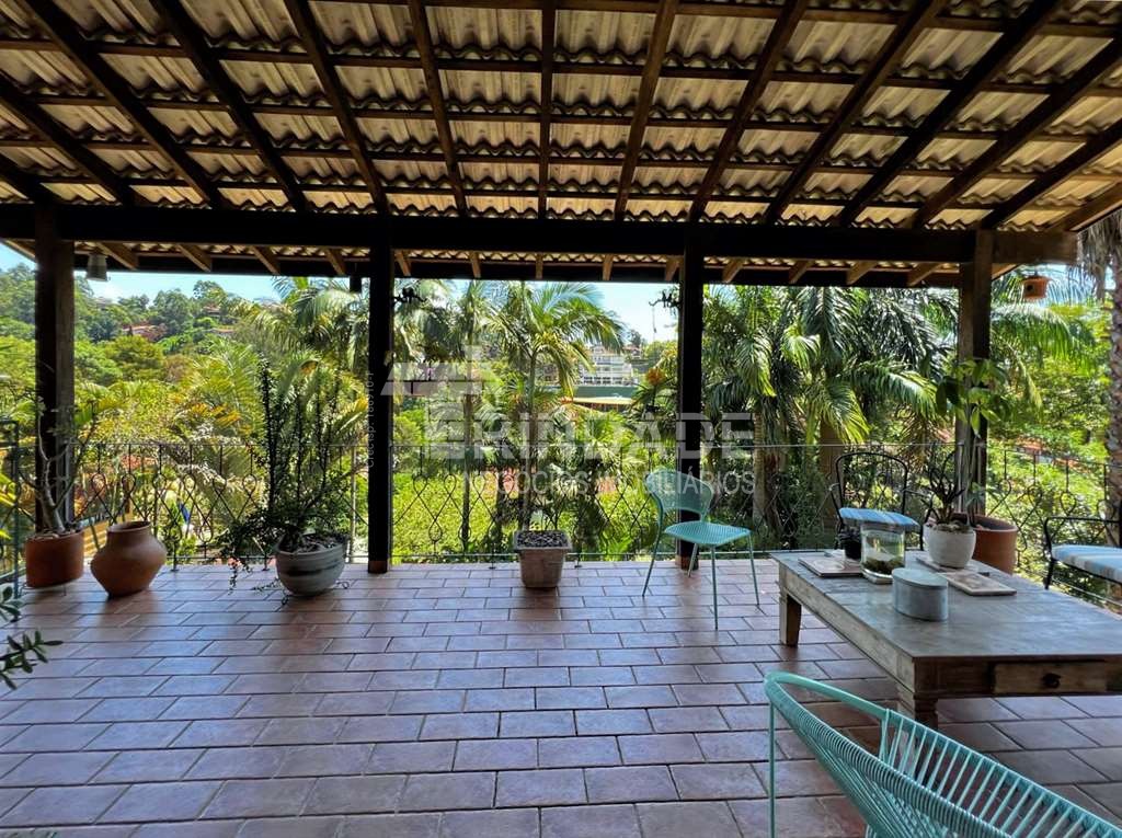 Casa com 5 dormitórios / 2suítes - Rústica e gourmet na Granja Viana, foto 19 de 65
