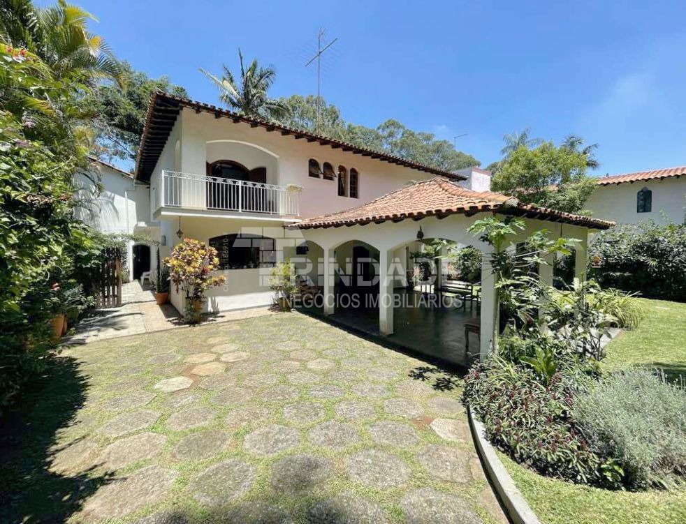 Linda Casa com 4 dormitórios / 2 suíte na Granja Viana, foto 8 de 55
