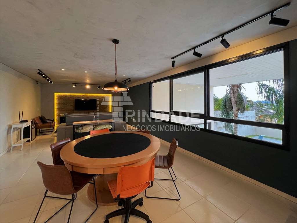 Casa impecável com 4 dormitórios / 3 suítes na Granja Viana, foto 23 de 48