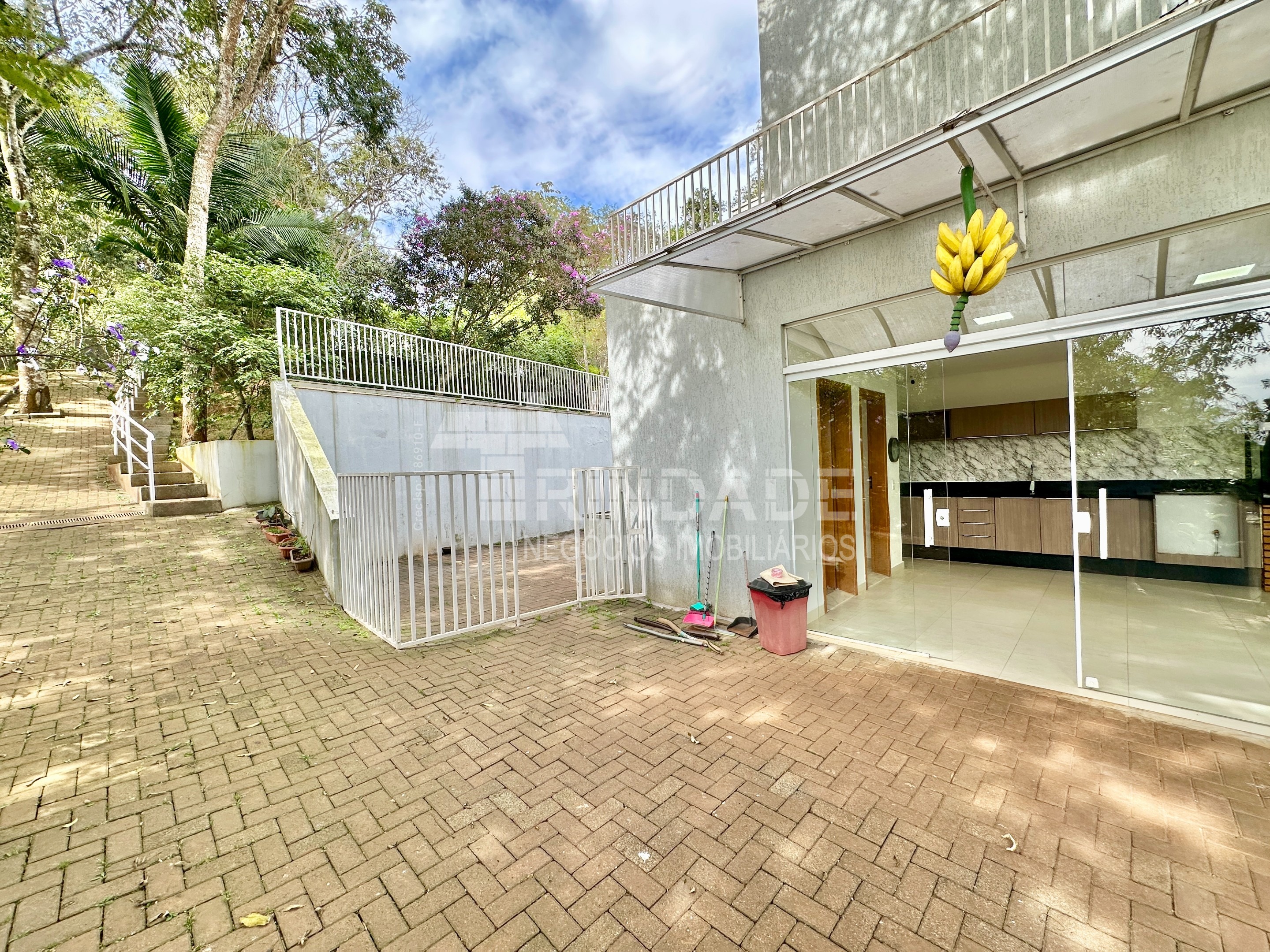 Ótima casa com 3 suítes na Granja Viana, foto 29 de 49