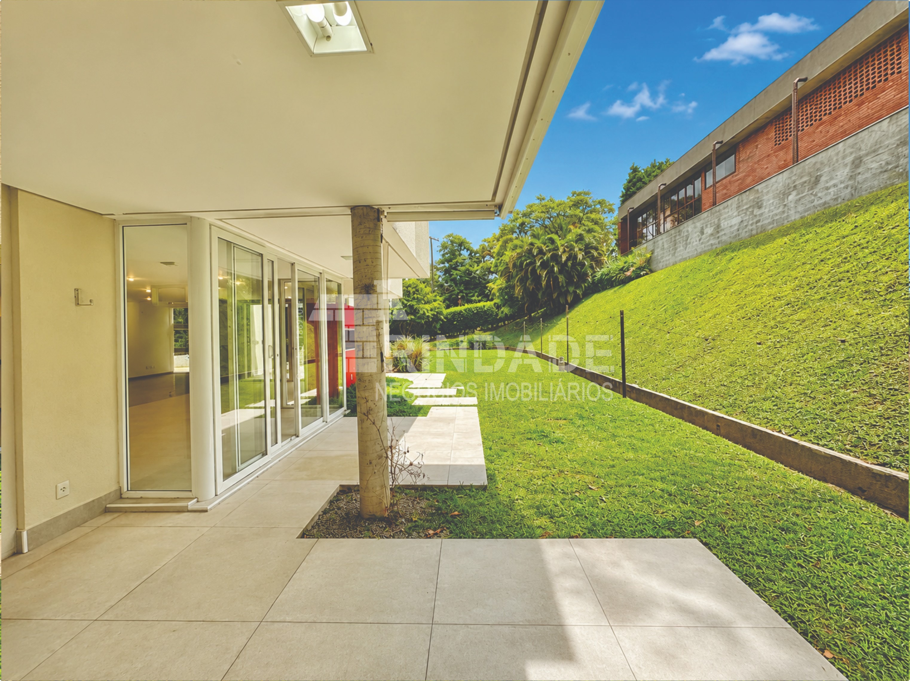 Casa moderna com 4 suítes na Granja Viana, foto 51 de 55