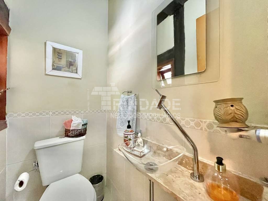 Casa com 3 dormitórios (sendo 1 suíte) / 183,31m² na Granja Viana, foto 11 de 55