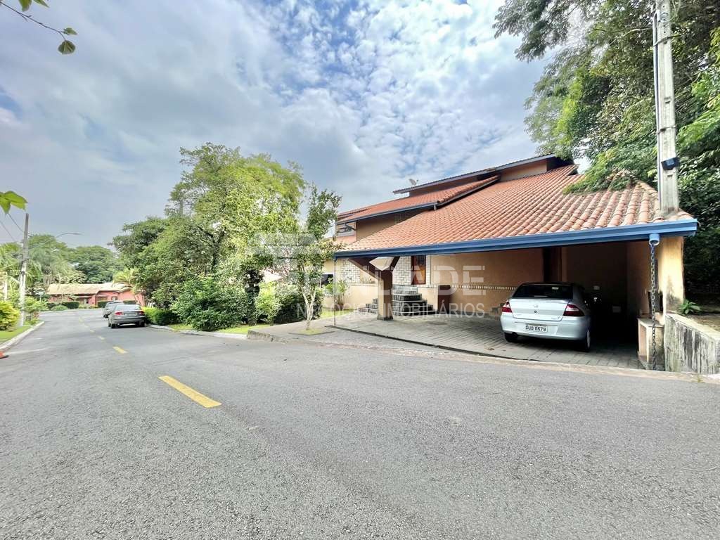 Casa com 5 dormitórios / sendo 2 suítes na Granja Viana, foto 6 de 45