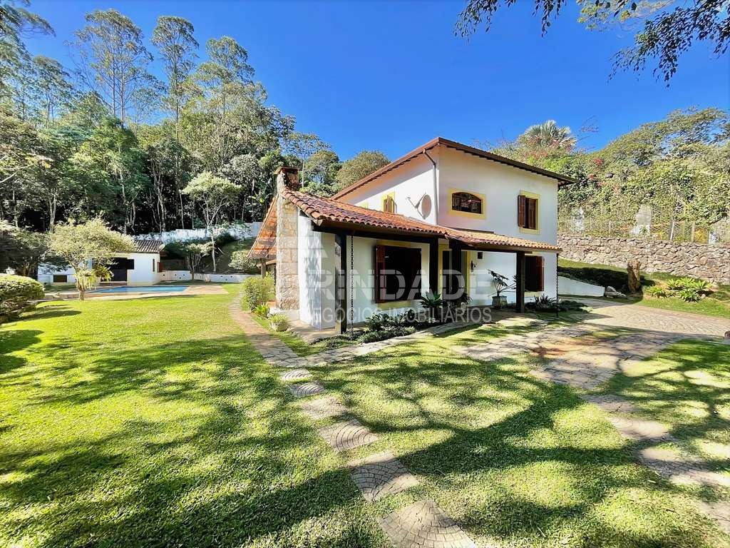 Casa com 3dormitórios/1suíte + hóspedes +caseiro / por 1.570.000,00, foto 6 de 49