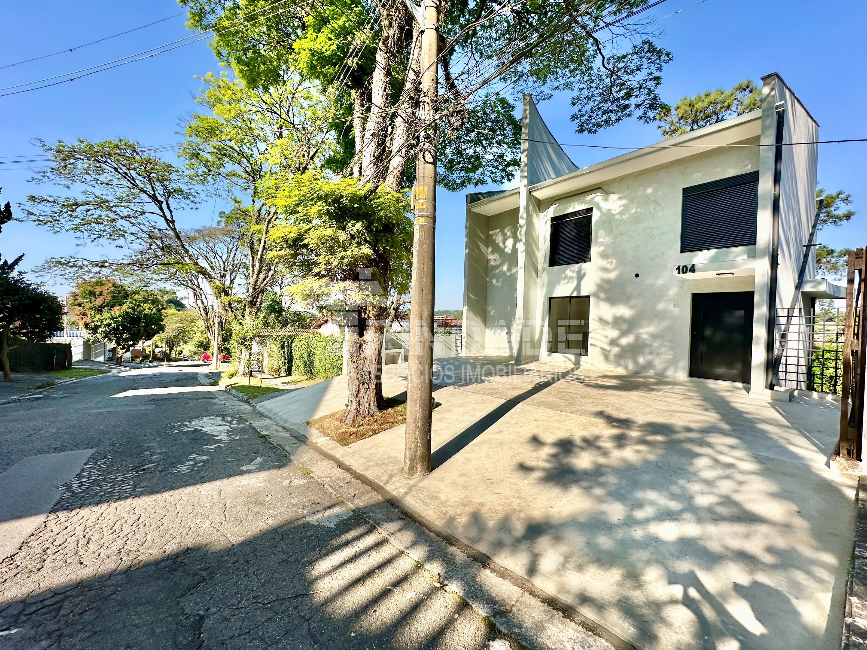 Casa moderna com 3 suítes na Granja Viana, foto 2 de 44