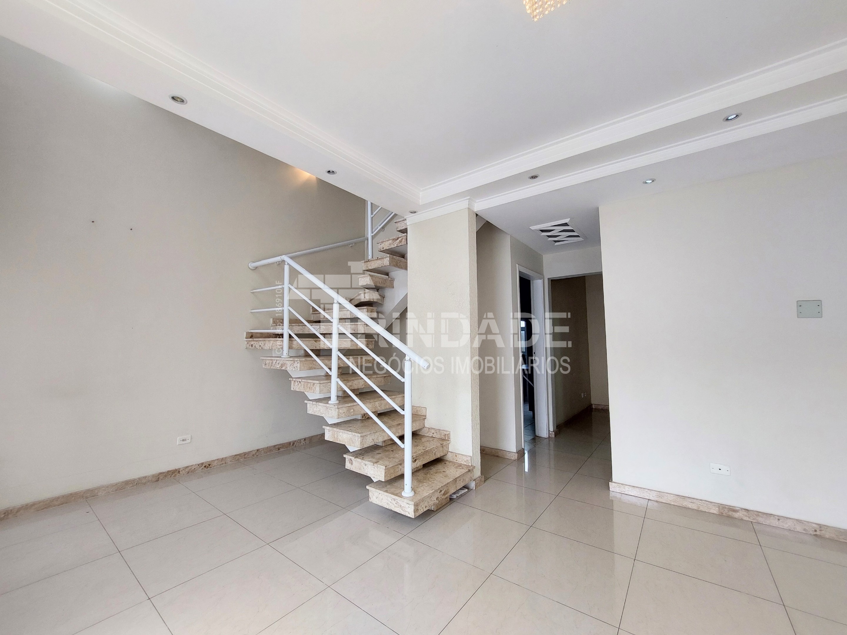 Casa com 3 dormitórios / 1 suíte, 115 m², foto 5 de 41
