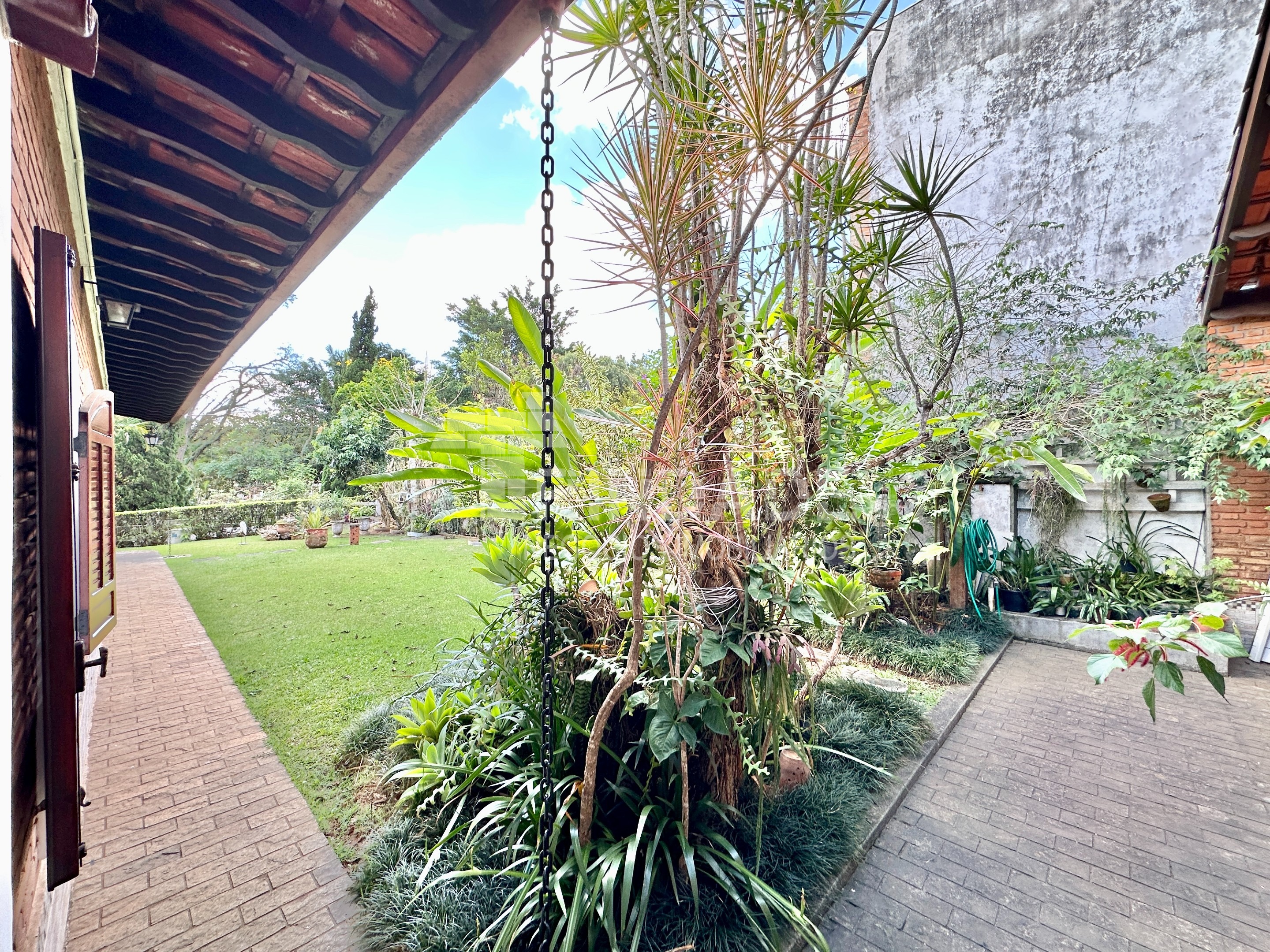 Casa Térrea com 3 dormitórios na Granja Viana, foto 49 de 52