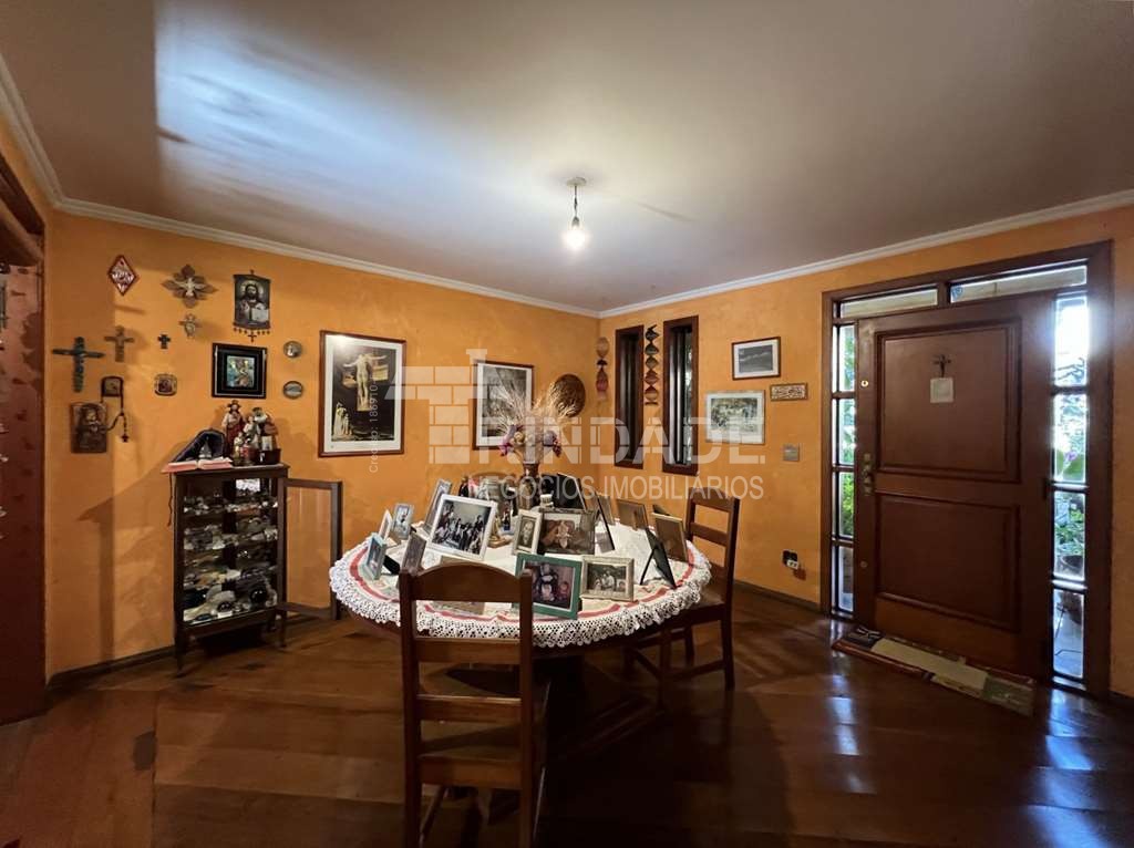 Casa com 4 dormitórios na Granja Viana, foto 9 de 38