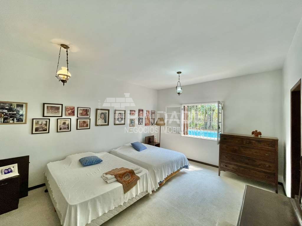 Casa 100% TÉRREA! 3 dormitórios/1 suíte + ap. hóspedes, em 6.370 m²!, foto 24 de 55