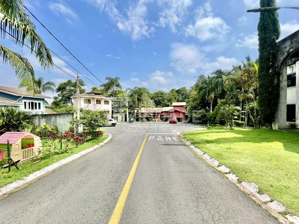 Casa com 5 dormitórios / sendo 2 suítes na Granja Viana, foto 3 de 45