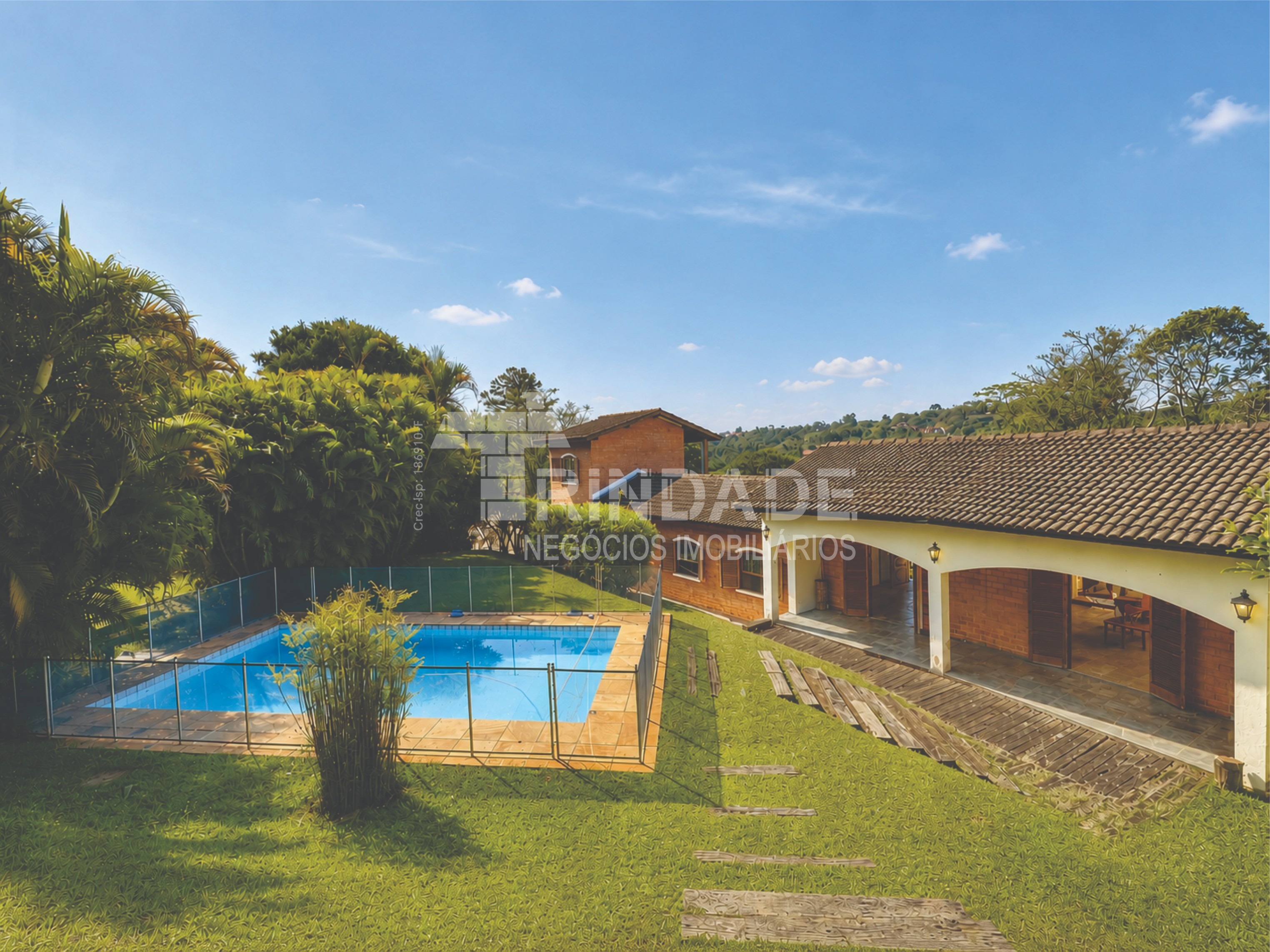 Casa com 4 dormitórios na Granja Viana / 322m², foto 34 de 52