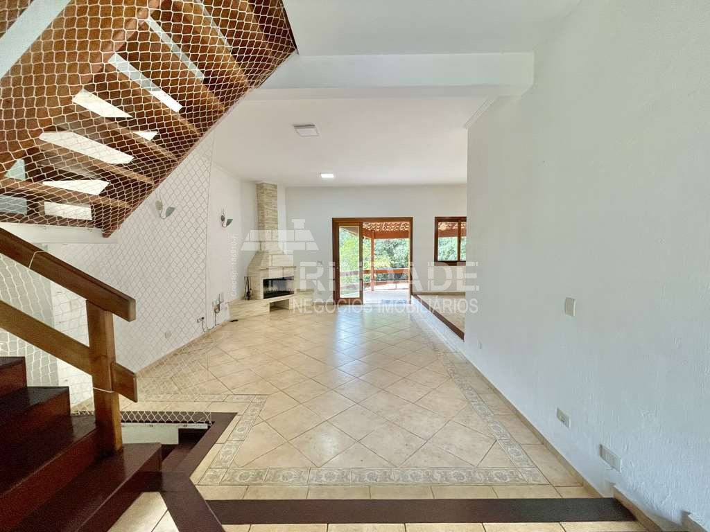 Casa com 5 dormitórios / sendo 2 suítes na Granja Viana, foto 19 de 45