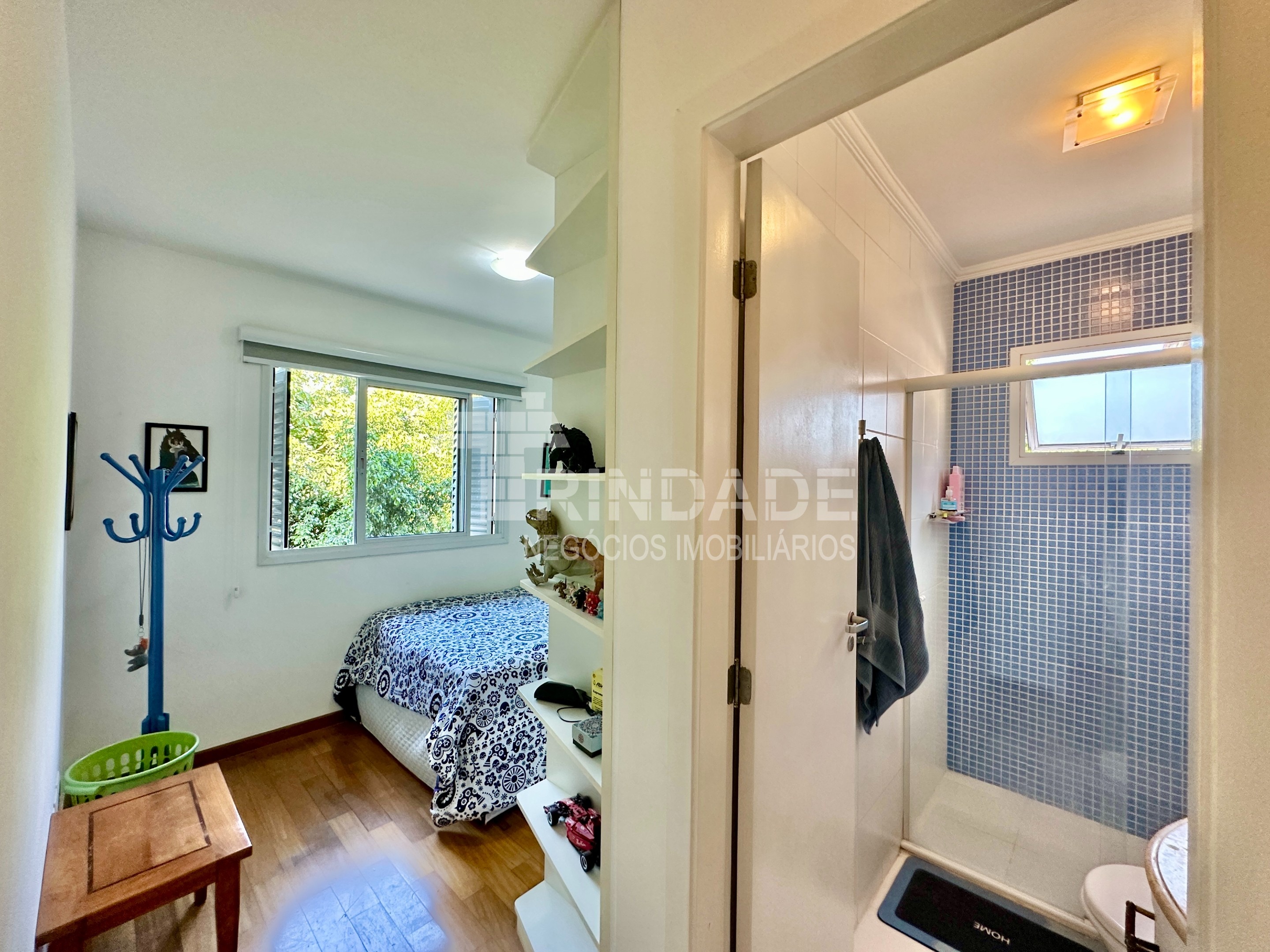 Casa Impecável na Granja Viana com 4 dormitórios / sendo 2 suítes, foto 41 de 51