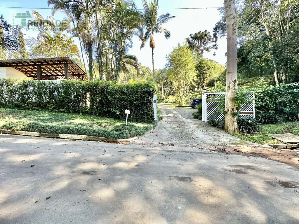 Casa térrea, impecável com 3 dormitórios / 1 suíte na Granja Viana, foto 5 de 50