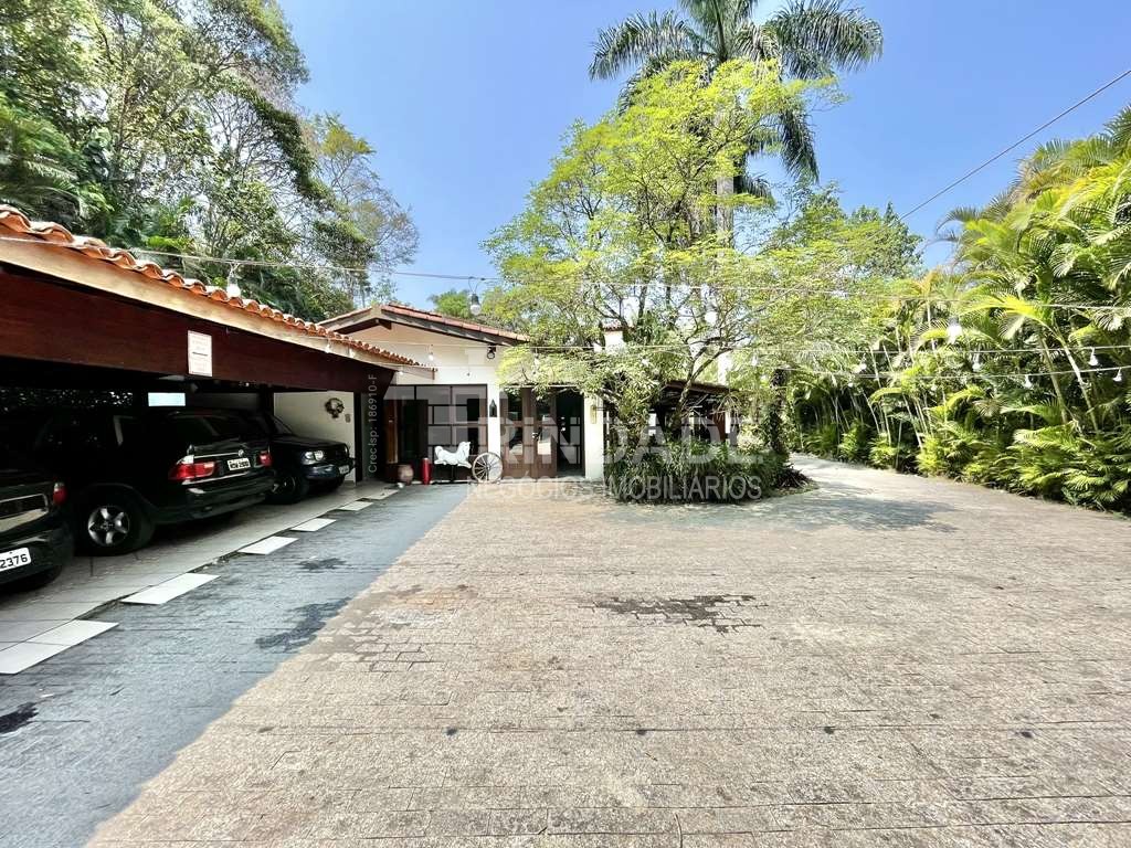 Casa impecável 90% térrea com 6 suítes na Granja Viana, foto 3 de 48