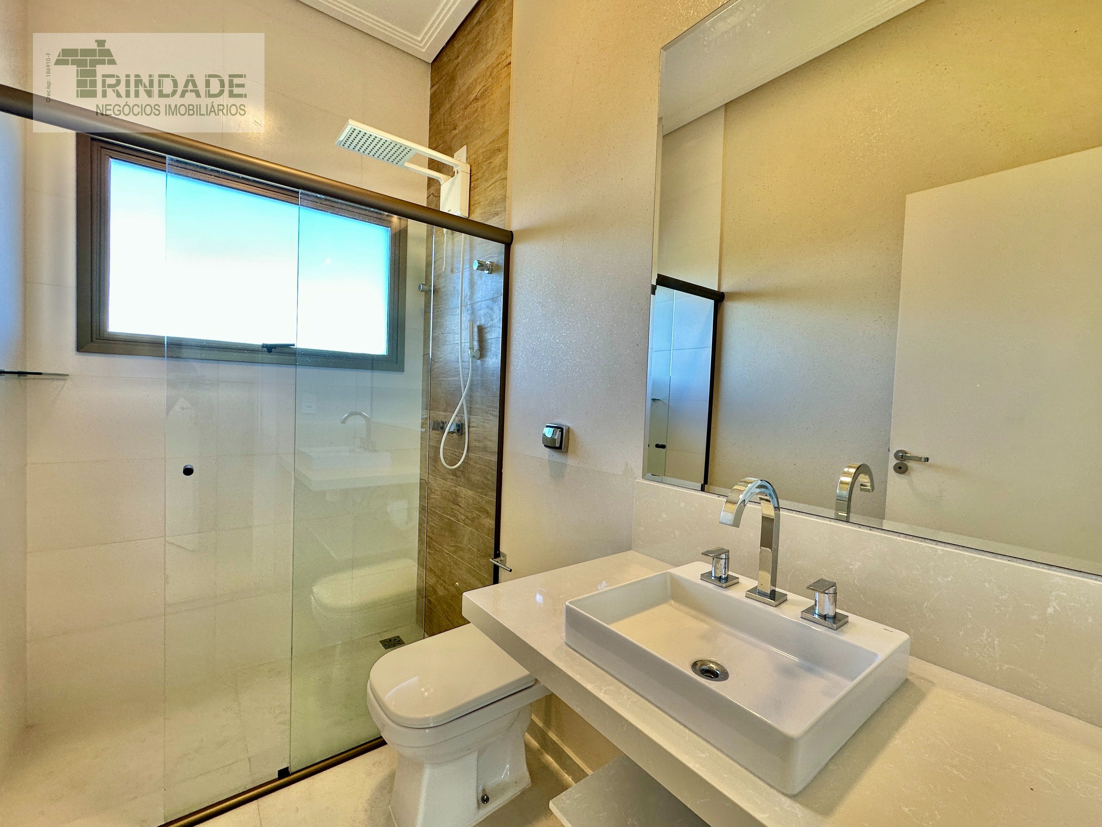 Casa impecável com 3 suítes, área gourmet, escritório e linda vista na Granja Viana, foto 49 de 56