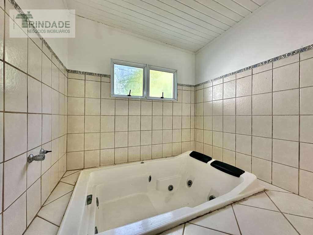 Casa térrea, impecável com 3 dormitórios / 1 suíte na Granja Viana, foto 33 de 50