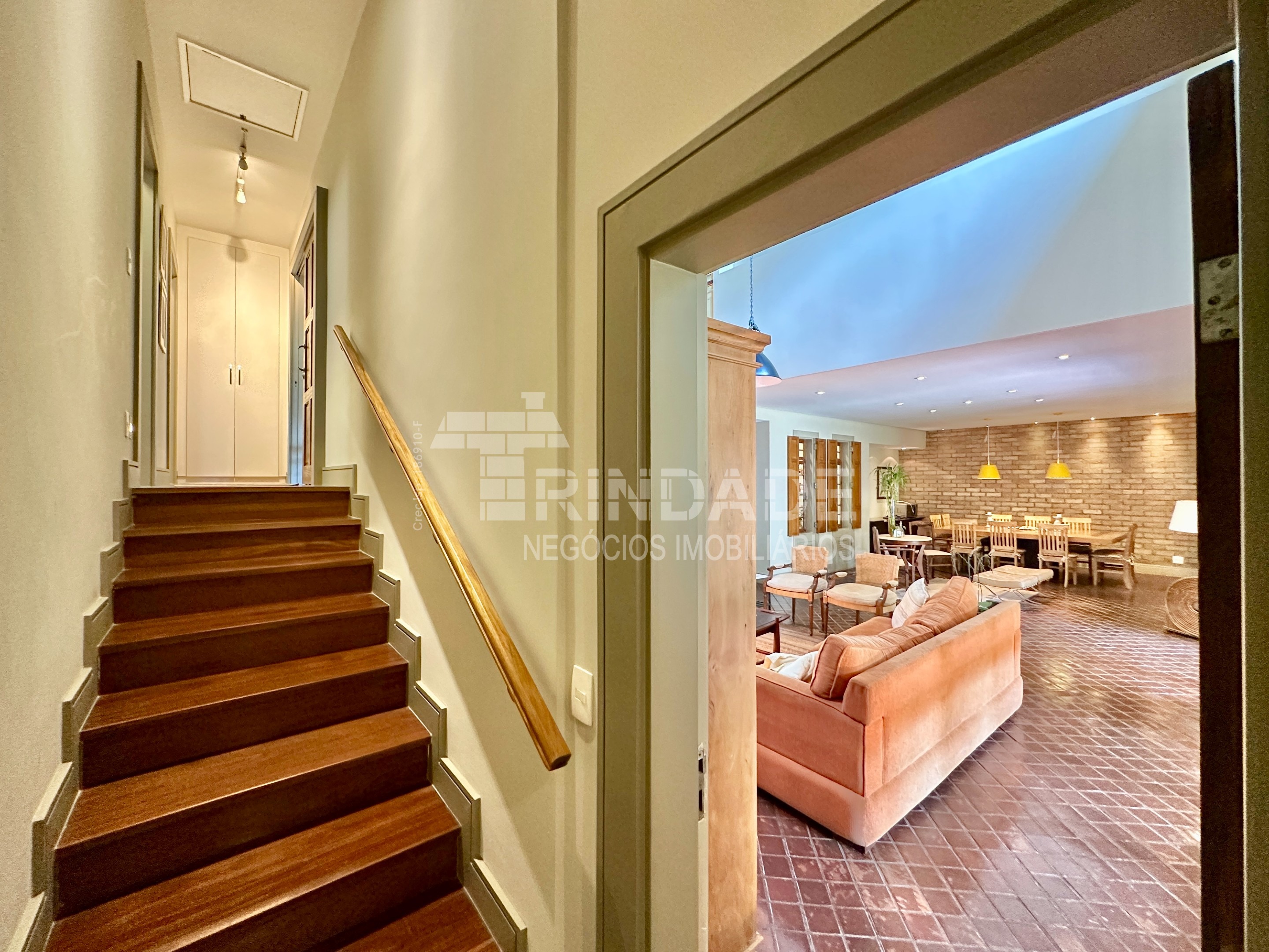 Casa linda de Arquiteto com 4 suítes na Granja Viana, foto 27 de 55