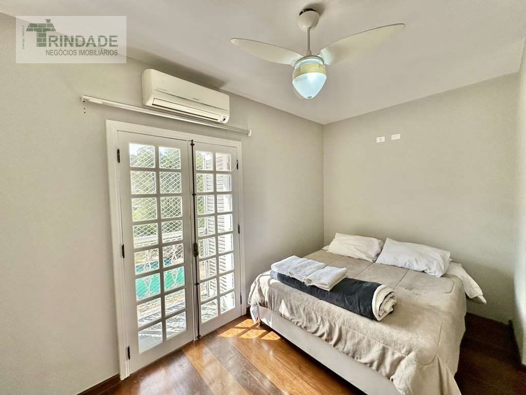 Casa com 5 suítes, gourmet e piscina na Granja Viana, foto 30 de 54