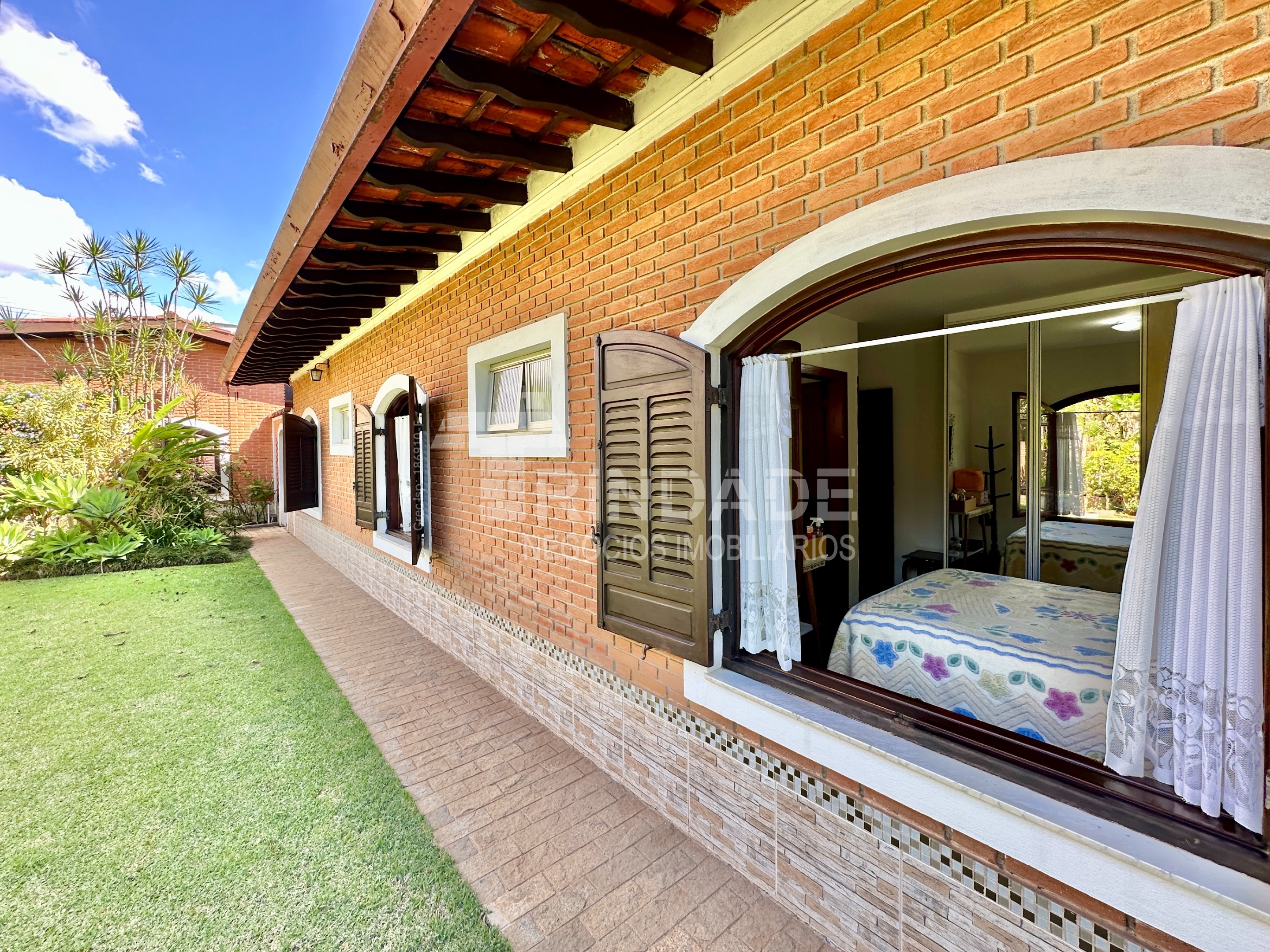 Casa Térrea com 3 dormitórios na Granja Viana, foto 47 de 52