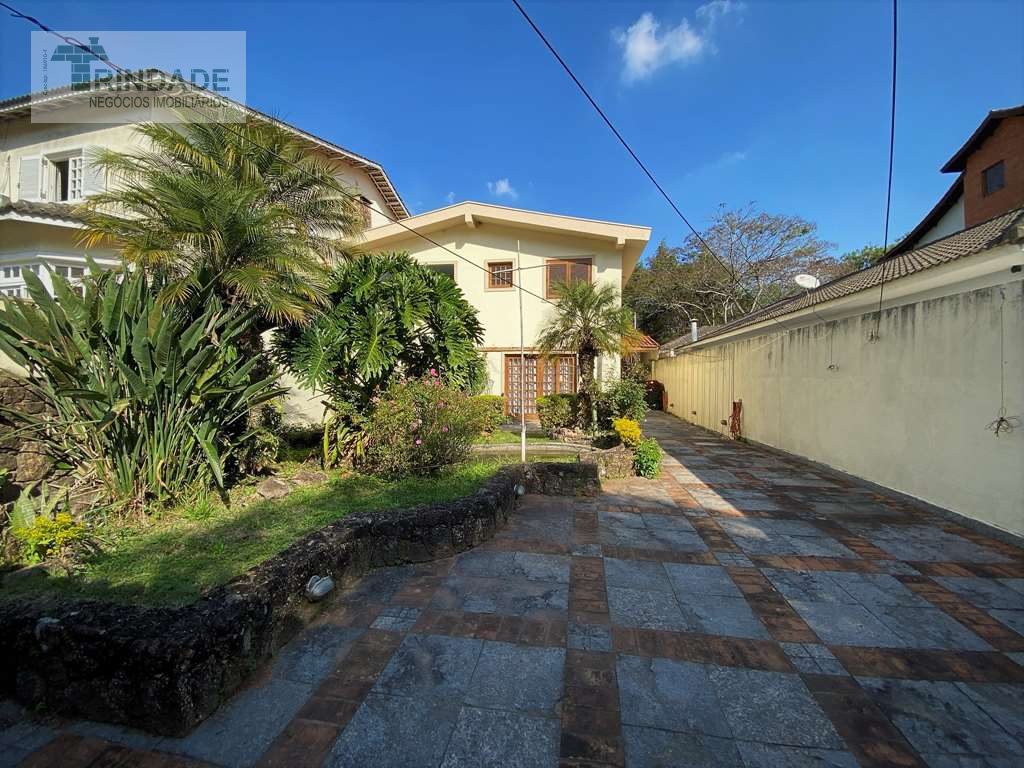 Casa Impecável com 4 dormitórios (2 suítes) e área gourmet na Granja Viana, foto 24 de 36