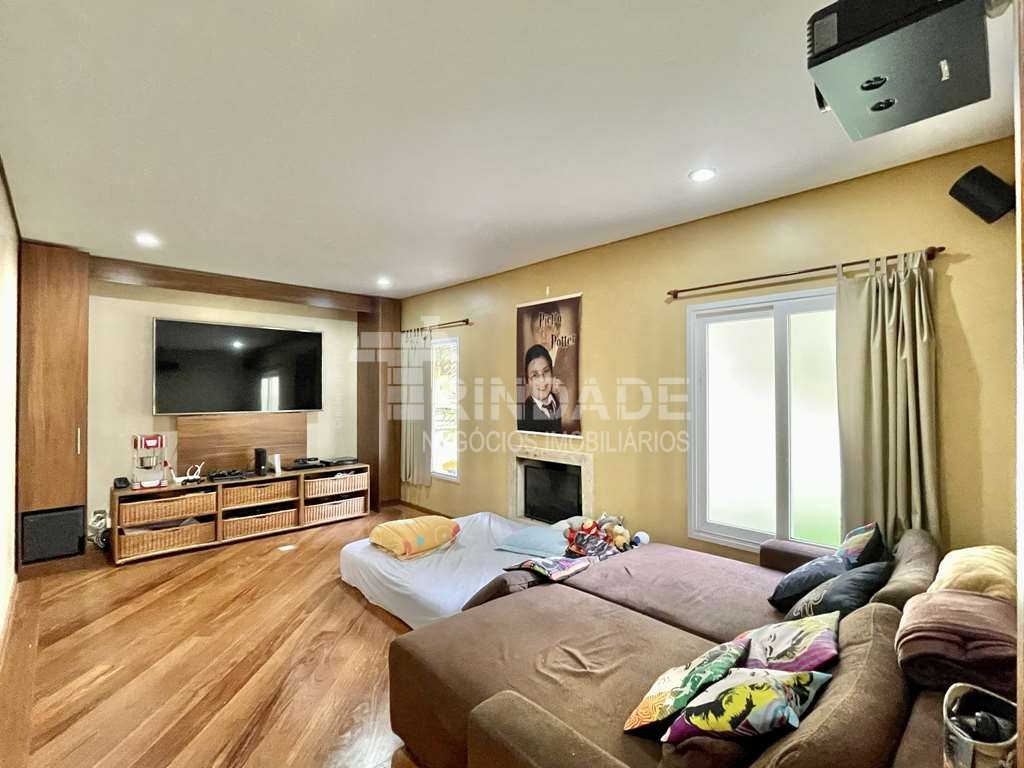Casa impecável com 4 dormitórios / 3 suítes , foto 16 de 50