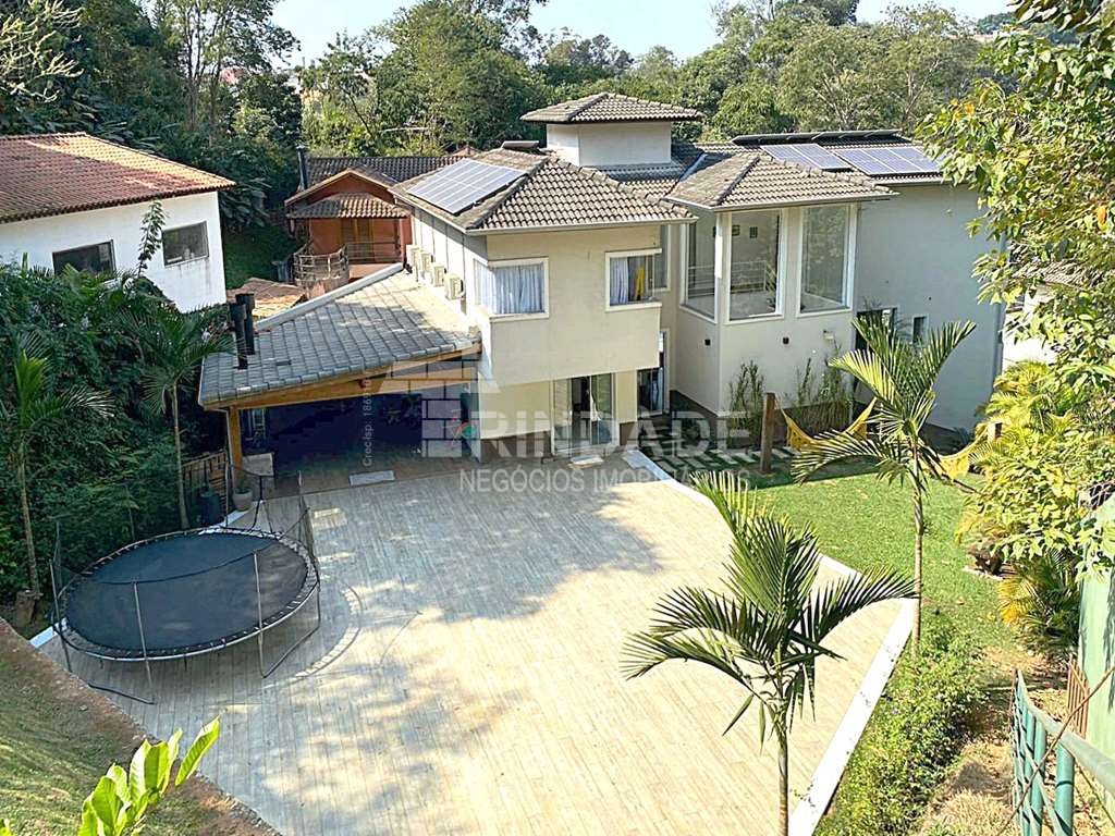 Casa impecável com 4 dormitórios / 3 suítes na Granja Viana, foto 4 de 53