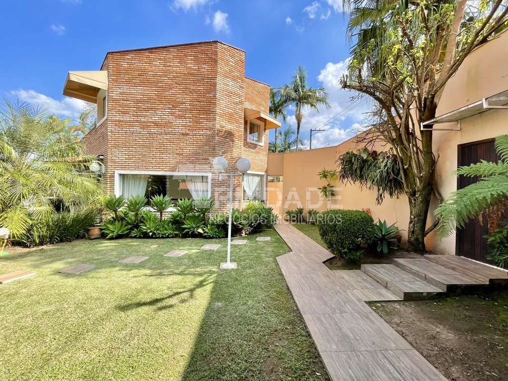Ótima casa com 4 suítes na Granja Viana, foto 21 de 52