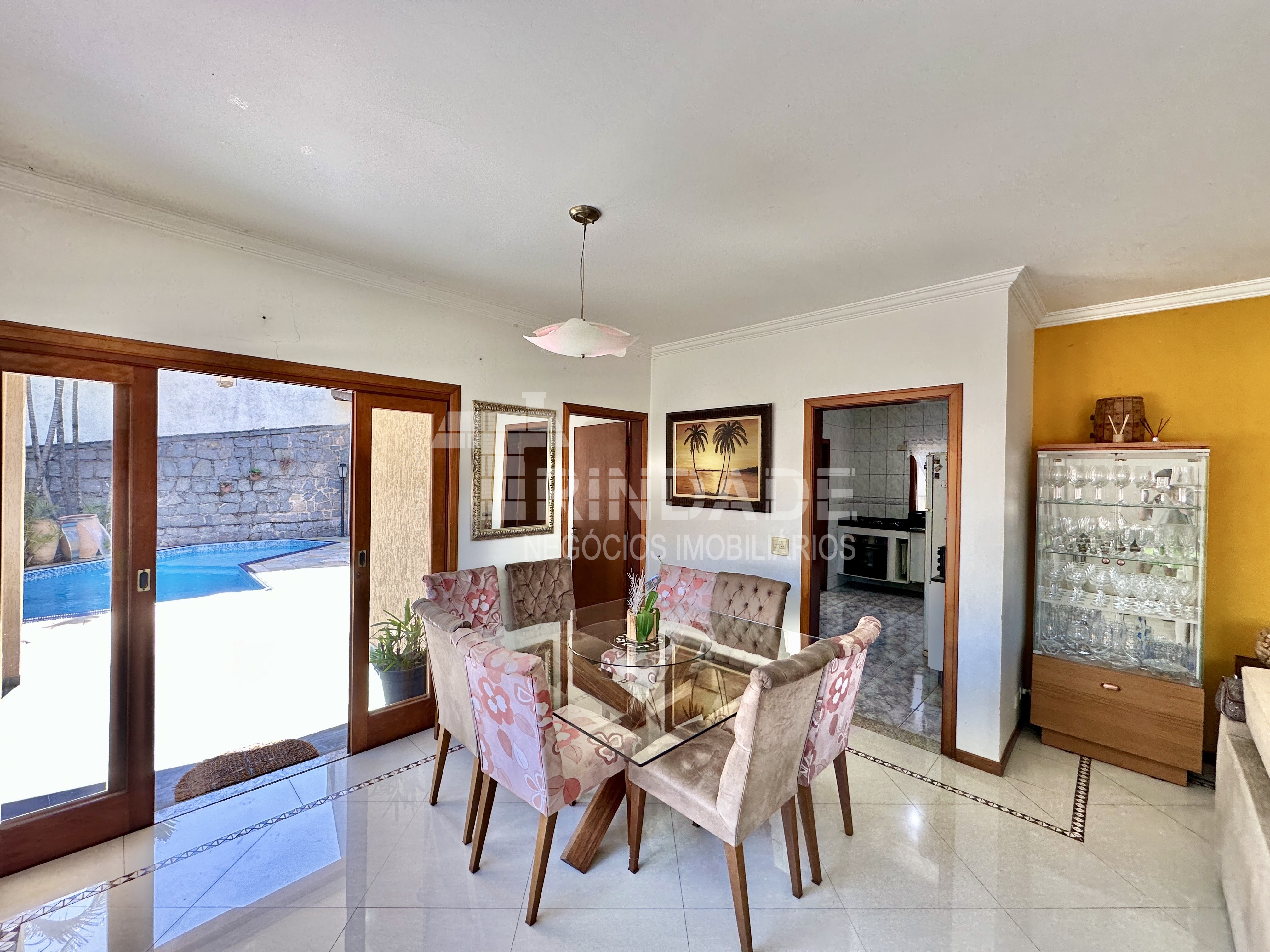 Casa com 3 dormitórios (sendo 1 suíte), lareira, piscina e gourmet, foto 37 de 46