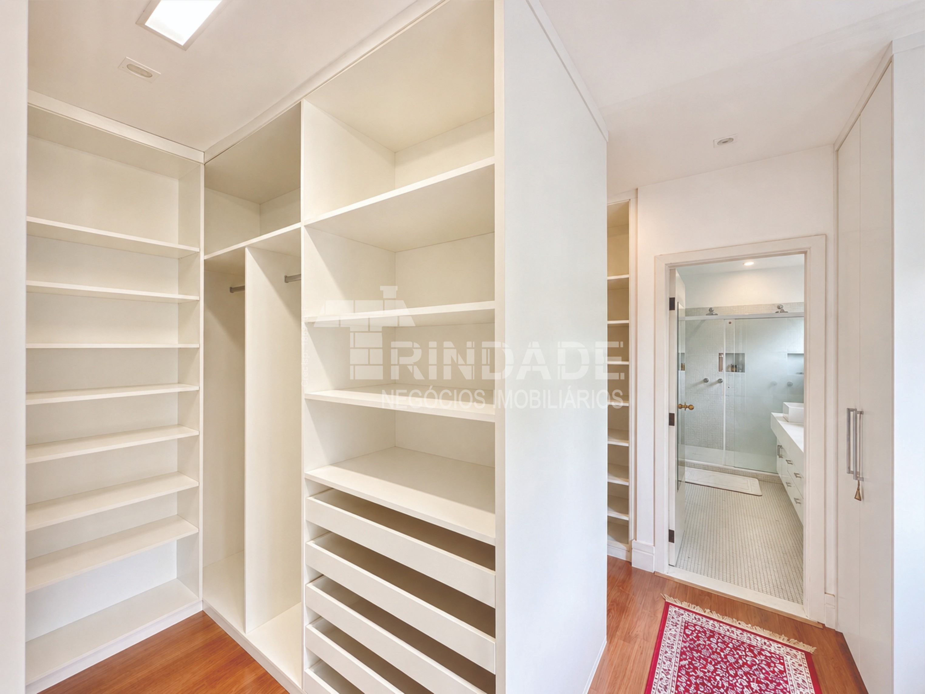 Casa com 4 suítes na Granja Viana, foto 31 de 49