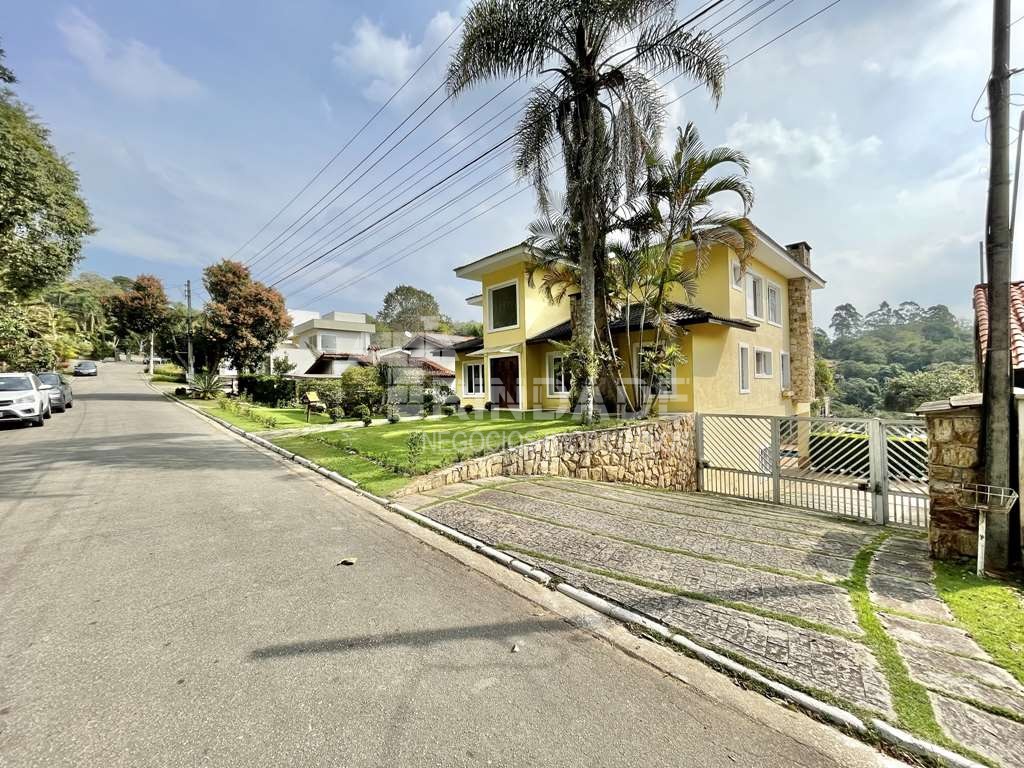 Casa impecável com 4 dormitórios / 3 suítes , foto 9 de 50