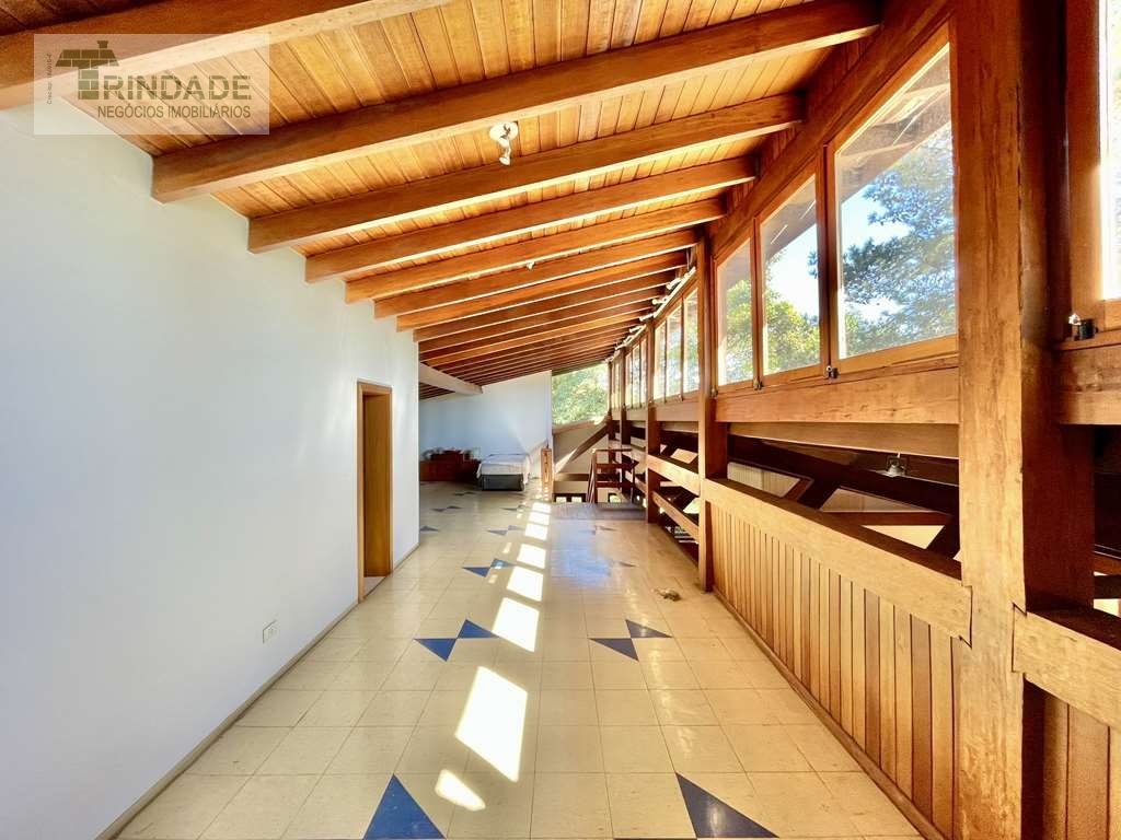 Casa impecável com 5 dormitórios / 3 suítes na Granja Viana, foto 22 de 53
