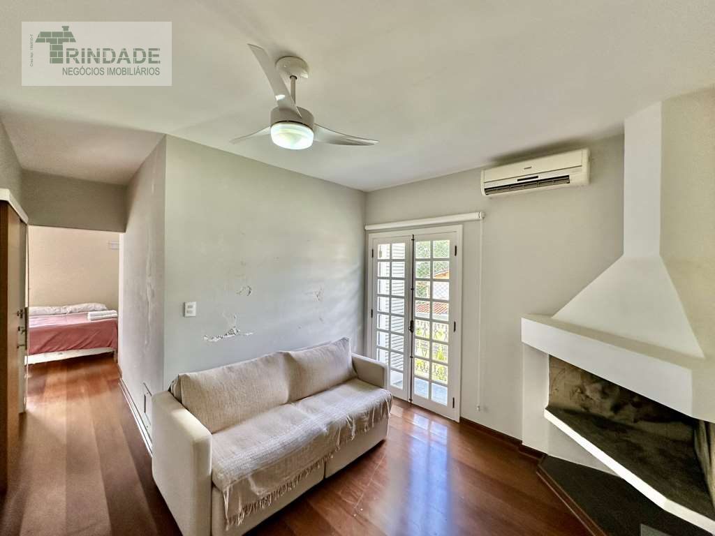 Casa com 5 suítes, gourmet e piscina na Granja Viana, foto 23 de 54