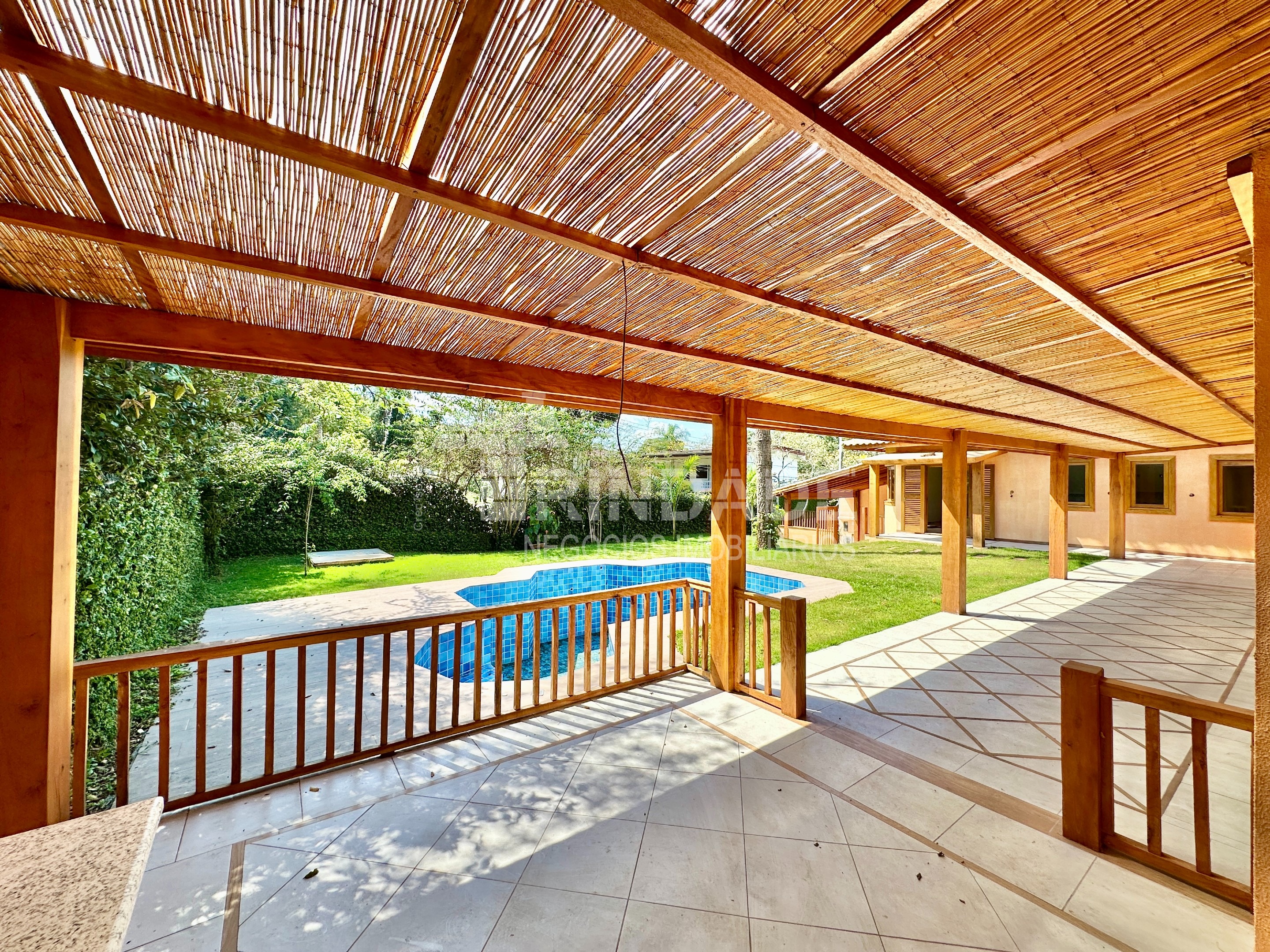 Casa Impecável, zero bala com 3 suítes na Granja Viana, foto 39 de 49