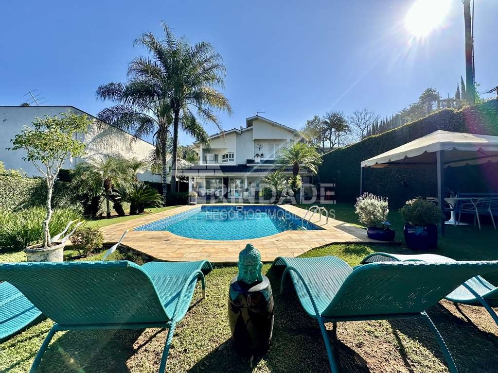 Casa impecável com 4 suítes no miolo da Granja Viana, foto 35 de 46