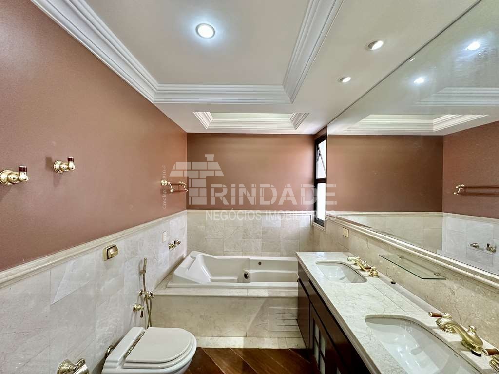 Casa Impecável com 4 dormitórios / 2 suítes na Granja Viana, foto 32 de 55