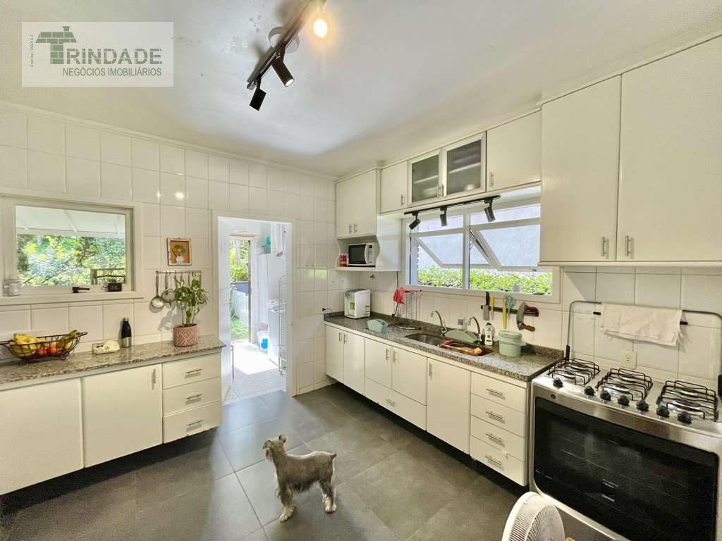 Casa com 4 dormitórios / 2 suíte na Granja Viana, foto 25 de 53