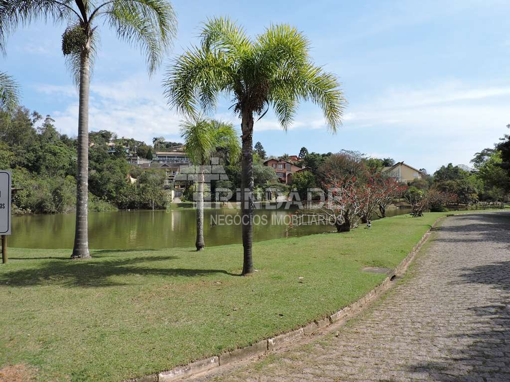 Casa com 5 dormitórios / 2suítes - Rústica e gourmet na Granja Viana, foto 7 de 65